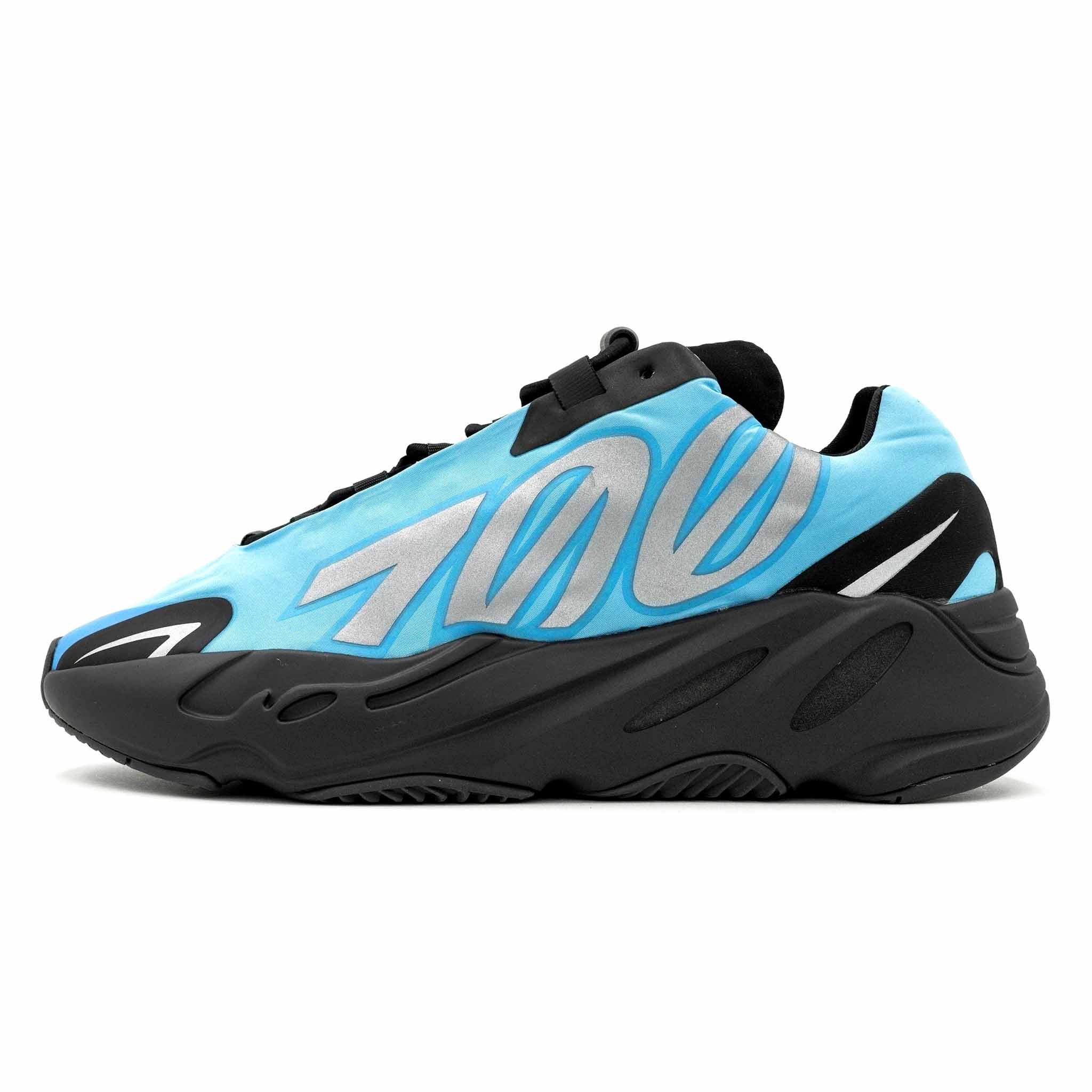 ADIDAS YEEZY BOOST 700 MNVN BRIGHT CYAN 2021