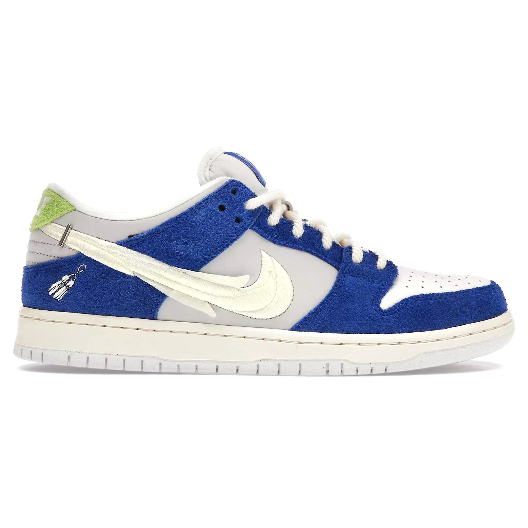 Fly Streetwear x Nike SB Dunk Low Pro Gardenia