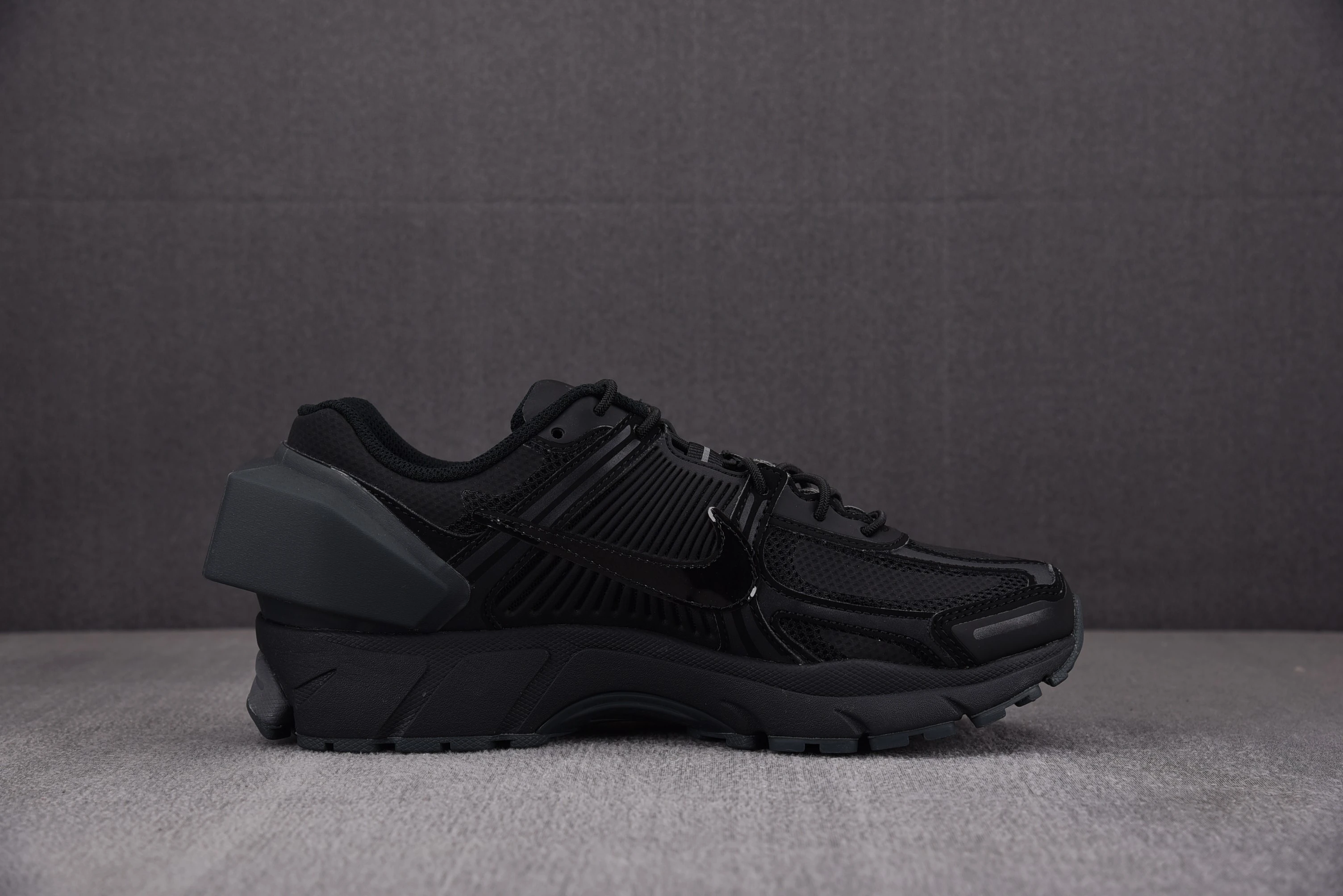 Nike Zoom Vomero 5 A Cold Wall Black