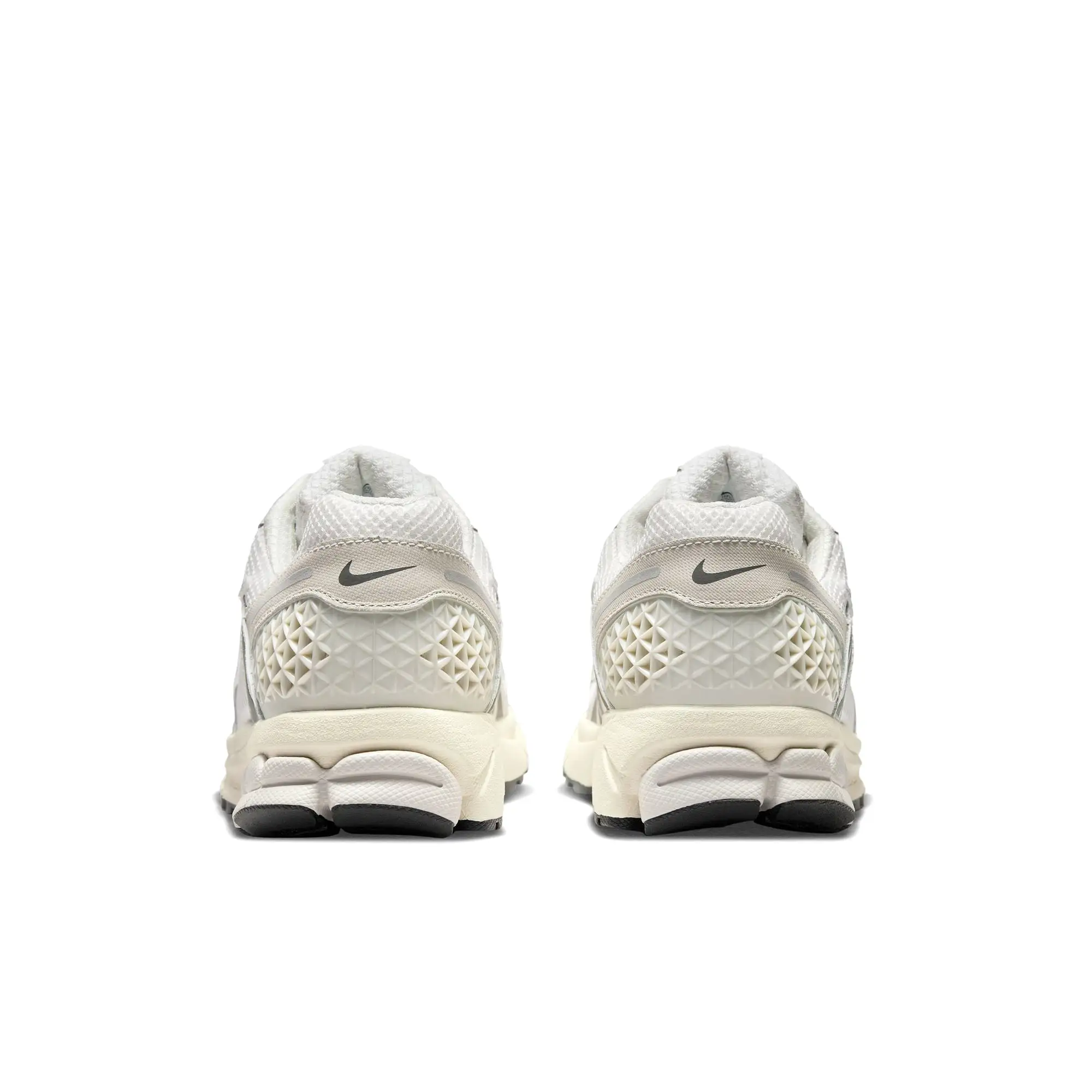 Nike Zoom Vomero 5 PLATINUM TINT/PHOTON DUST-CASHMERE HF0731-007