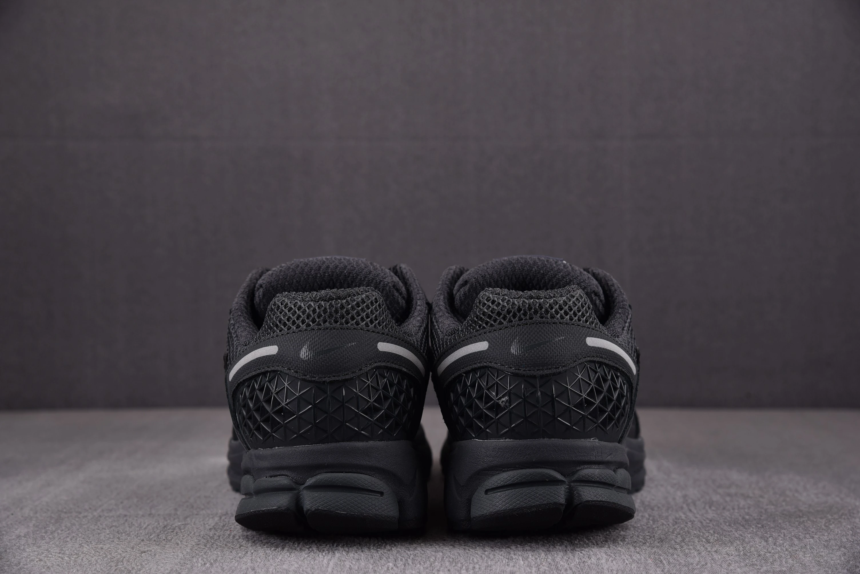 Nike Zoom Vomero 5 SP Anthracite (2019)