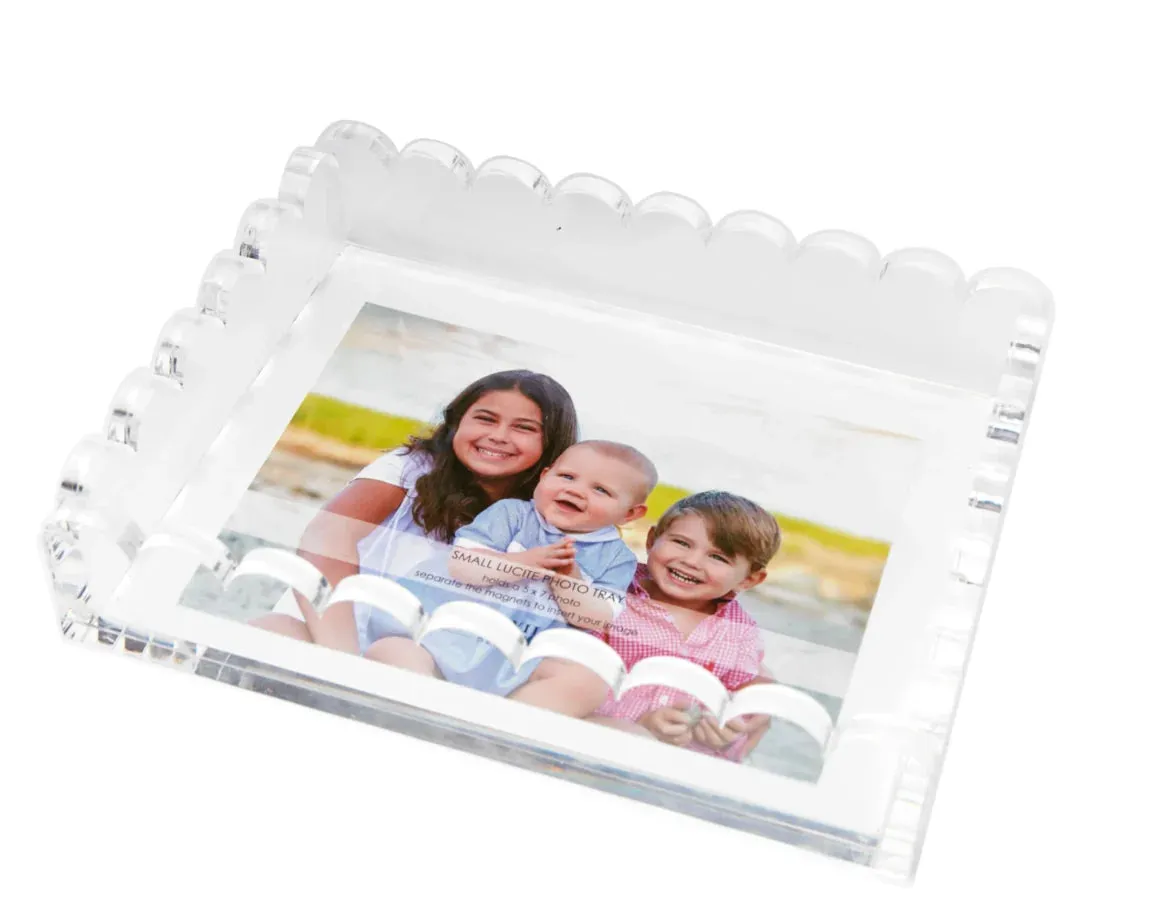 Tara Wilson Scallop Photo Tray Various Colors