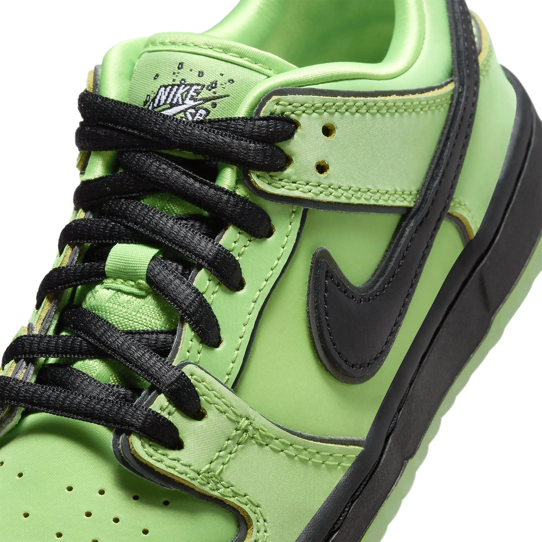 The Powerpuff Girls x Nike SB Dunk Low Buttercup (PS)