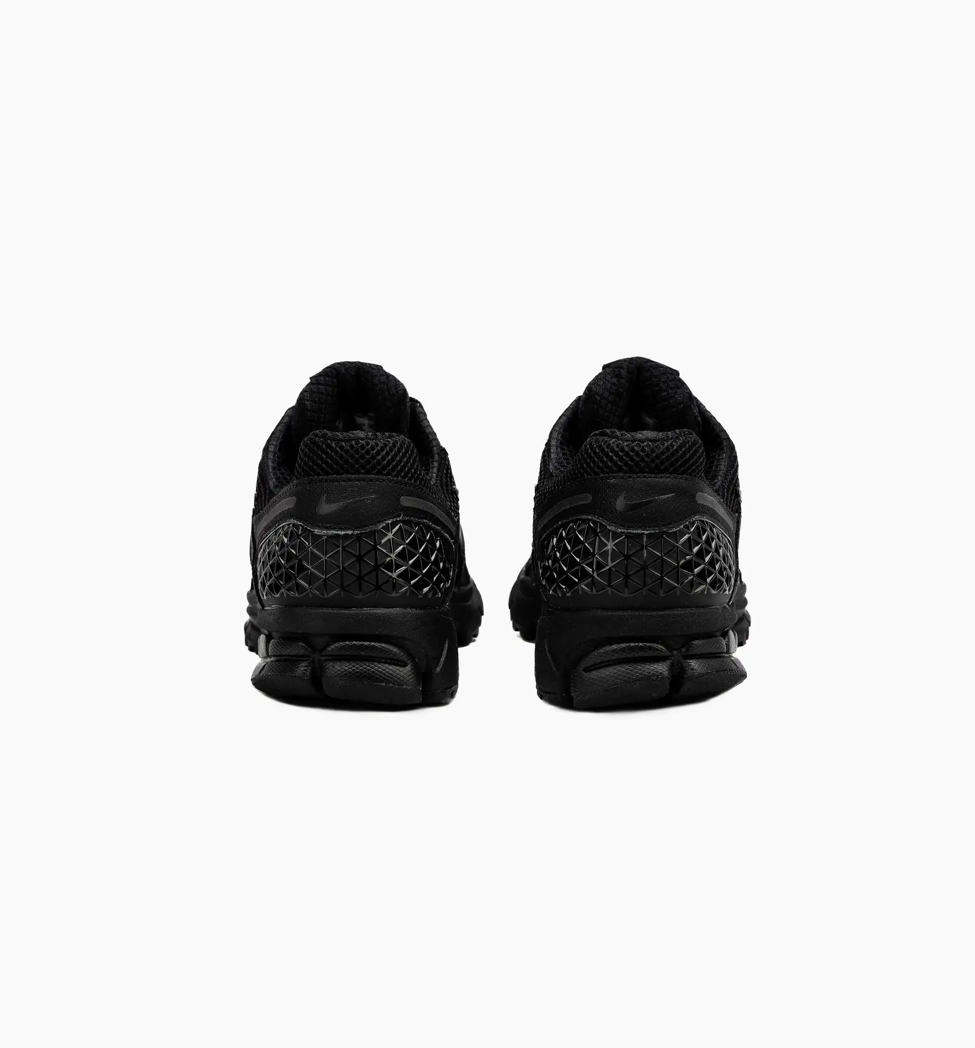 Zoom Vomero 5 Triple Black Mens Lifestyle Shoe - Black